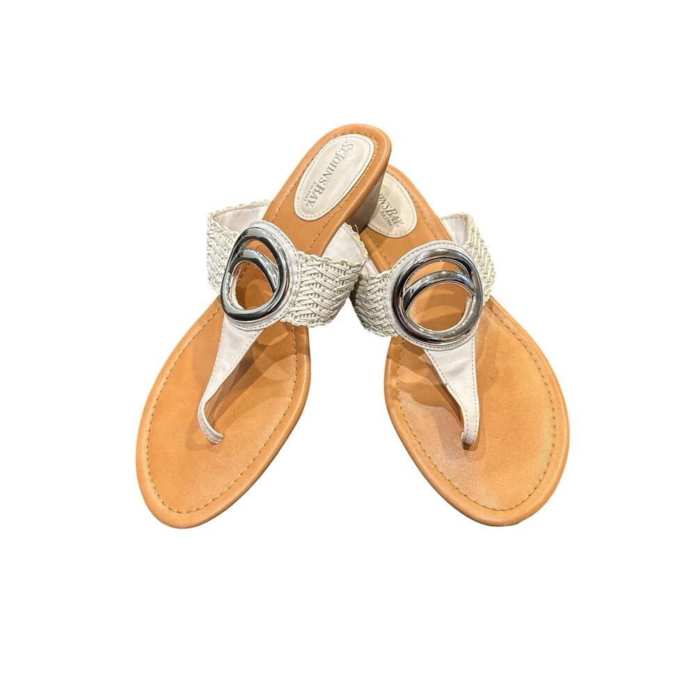 St John’s Bay white woven thing flip flop sandals women’s size 8 silver O ring